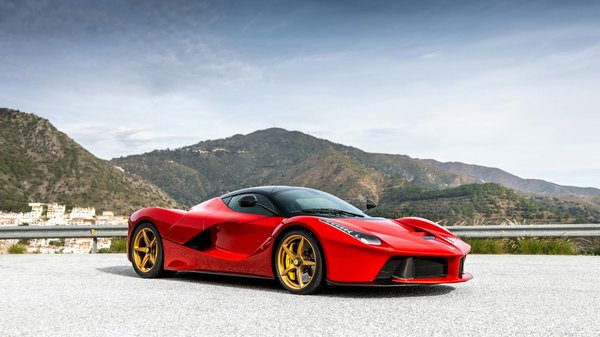 How can you incorporate pets into a UK city lifestyle?